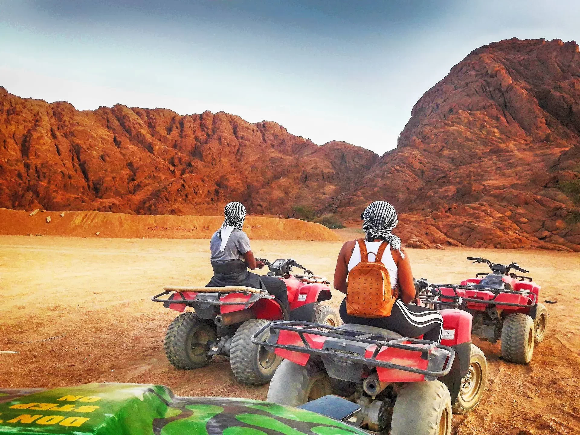 Hiking Mount Sinai: A Spiritual and Majestic Adventure
