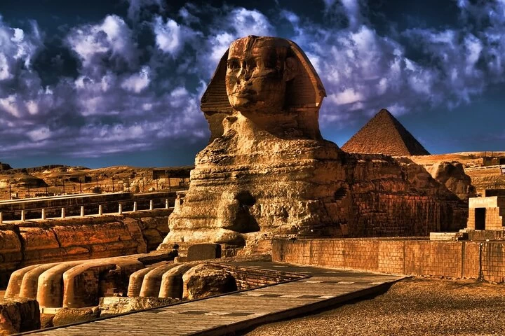 Ancient Egypt Tour: Giza Pyramids, Saqqara & Memphis
