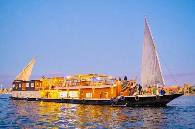 Cairo & Luxury Dahabiya Nile Cruise Package