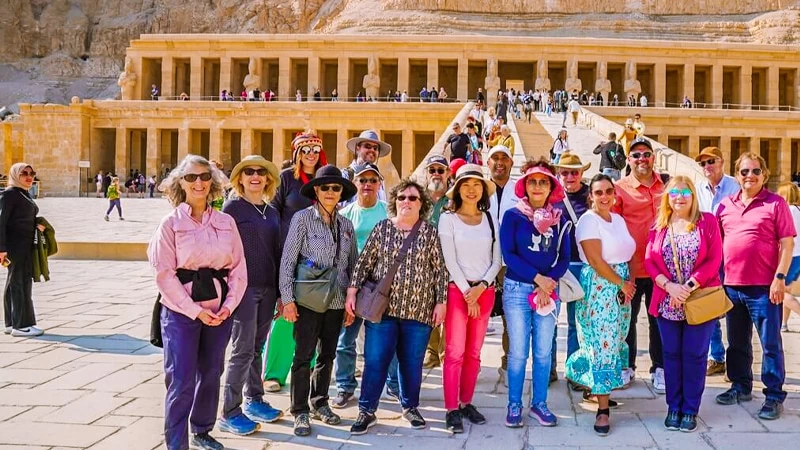 7 Days Luxury Small Group Tour