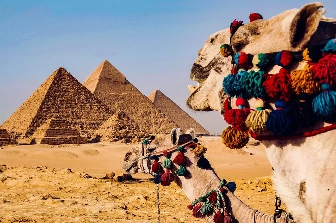 A Complete Guide to the Giza Pyramids
